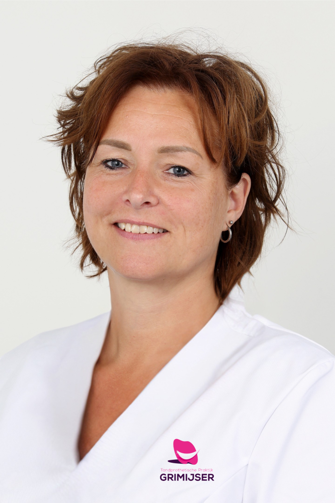 Shirley Pasterkamp, Tandprotheticus bij TPP Grimijser Den Helder
